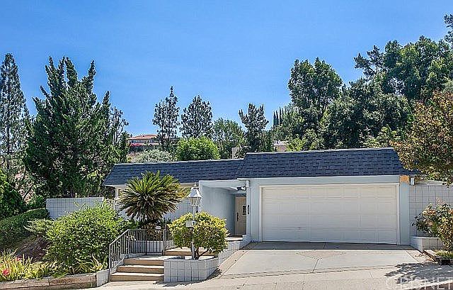 1st image of 17020 Escalon Dr