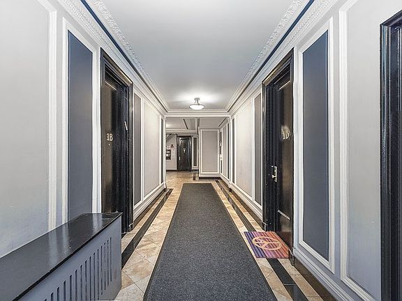 3rd image of 251 W 98th St Floor Penthouse