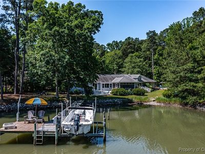 260 Leisure Cove Ln, Kilmarnock, VA, 22482