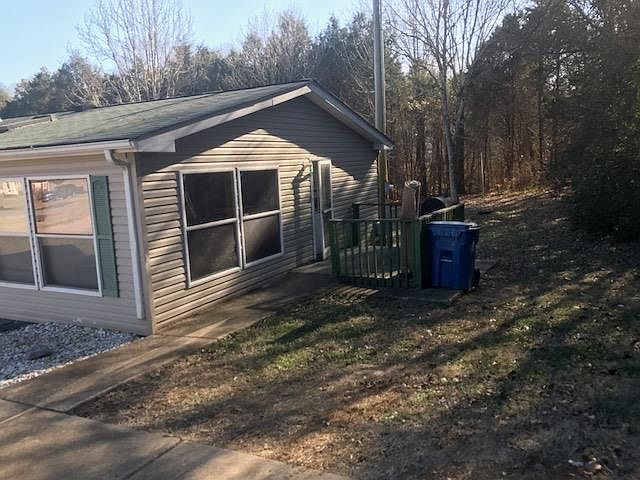 2nd image of 139 Royal Dr