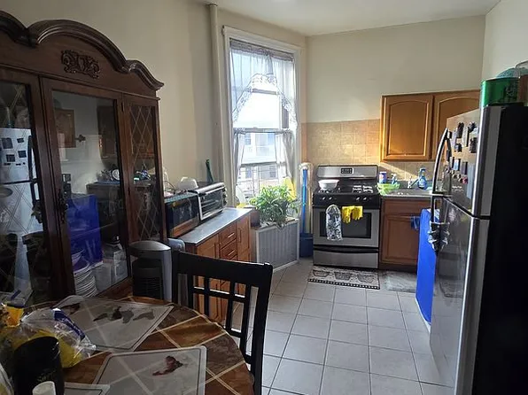 263 S 2nd St #C2, Brooklyn, NY 11211