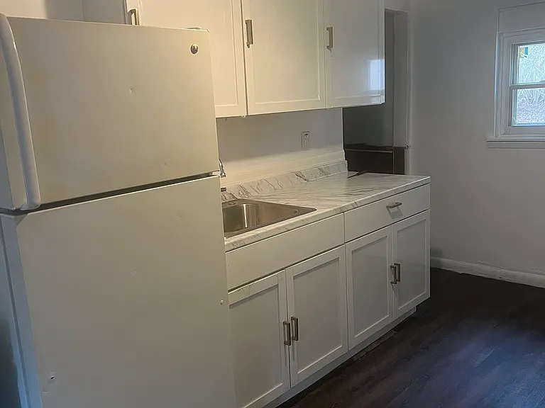 776-778 Baldwin Rd — Photo 1