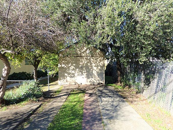 4th image of 1207 3rd St