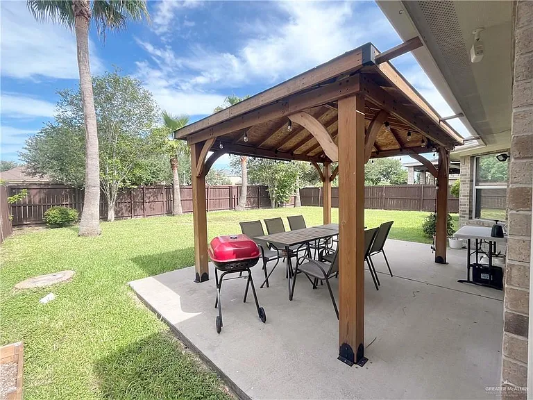 3304 Santa Olivia St — Photo 28