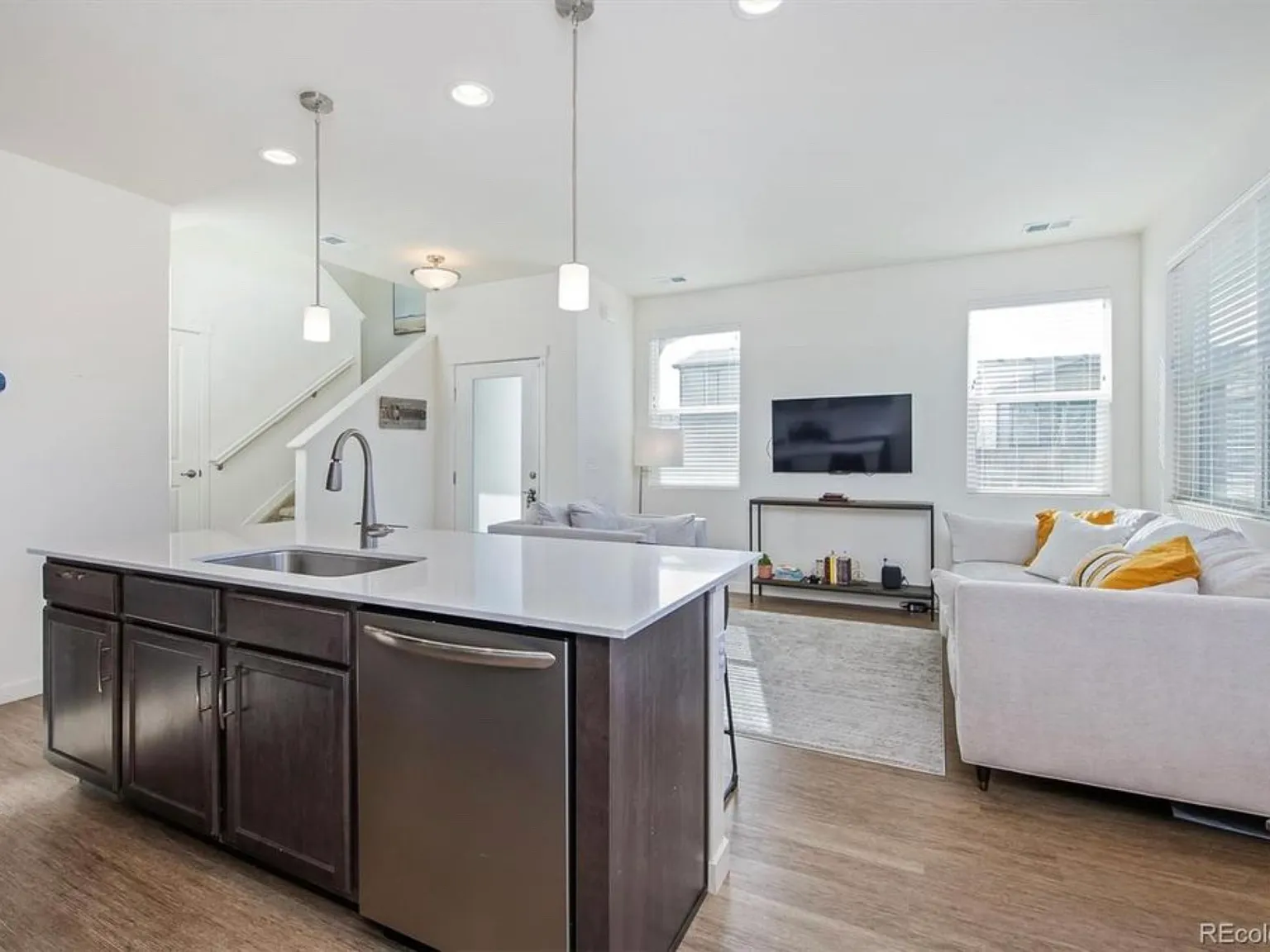 9703 Birch Ln — Photo 2