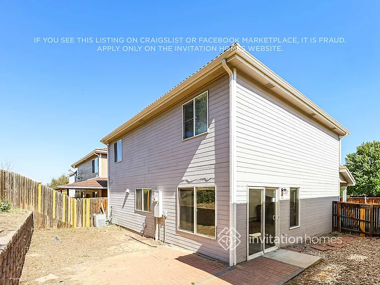 21166 E 40th Pl — Photo 16