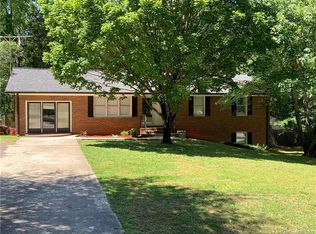 209 Oakside Dr, Harrisburg, NC 28075