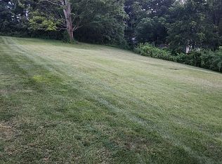 533 Carroll Dr, Irwin, PA