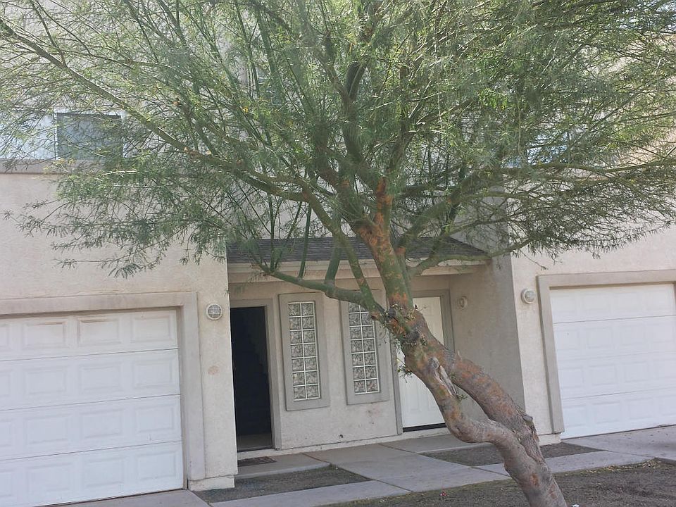 1st image of 235 W Elm Ave