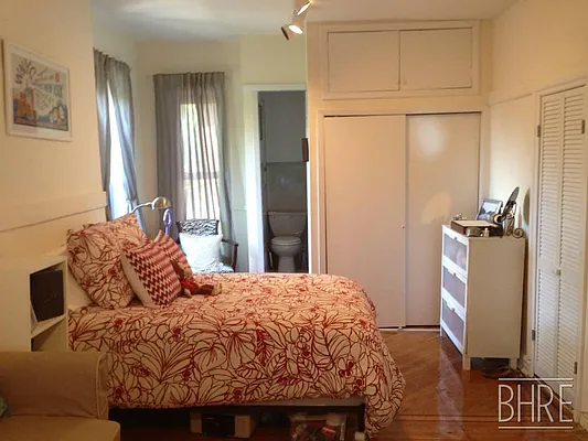 Rented by Brooklyn Heights Real Estate Inc | media 8