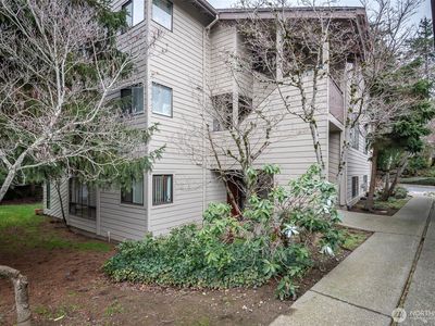 15141 Sunwood Boulevard #EE11, Tukwila, WA, 98188