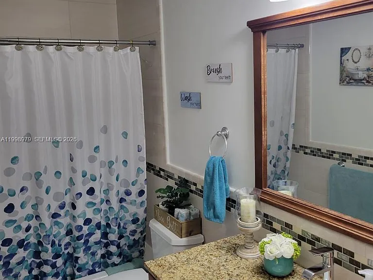 8245 SW 43rd St — Photo 9