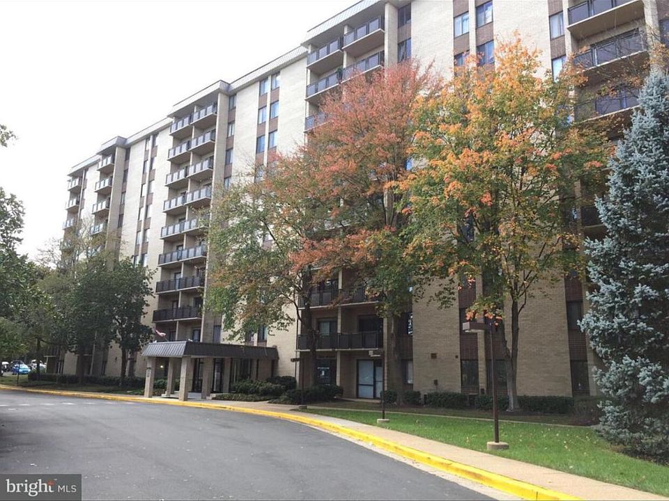 1st image of 3100 S Manchester St APT 404