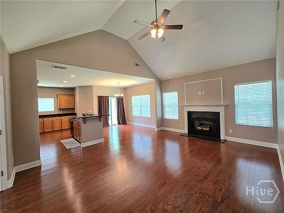 2nd image of 6 Sagefield Dr