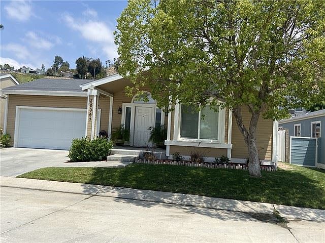 1st image of 20067 Crestview Dr