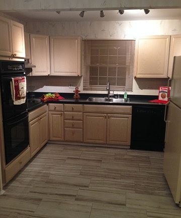 3rd image of 241 Belaire Dr