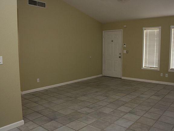 2nd image of 3119 Blossom Glen Dr
