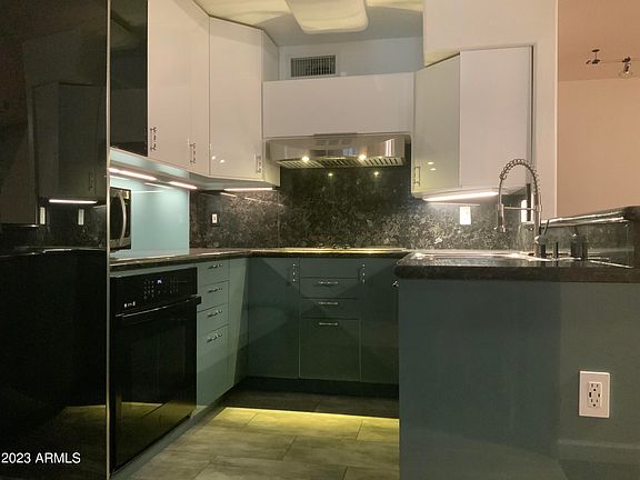 3rd image of 2311 E Hartford Avenue #18