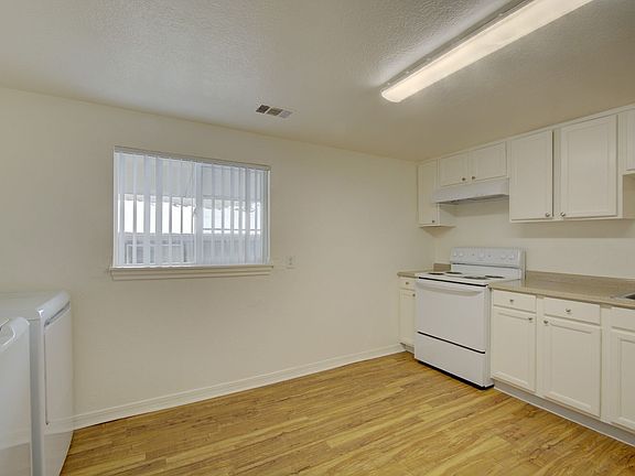 4th image of 8101-8195 W 9th Ave #8121