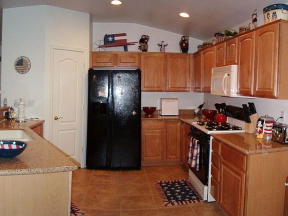 5th image of 2463 Sabino Dr