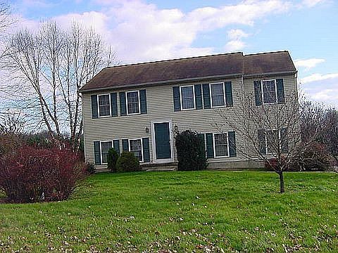 2nd image of 30 Ivy Ln