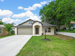 2701 Burton Ave, Fort Worth, TX 76105