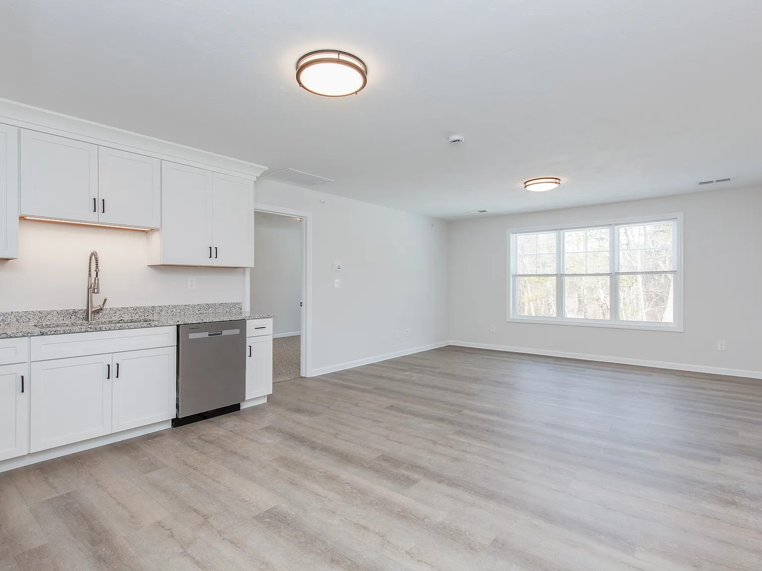 60-62 Sherburne Avenue - 5 — Photo 4