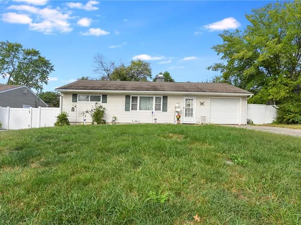 11304 Spring Valley Rd, Kansas City, MO 64134