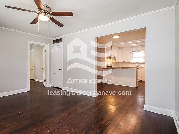 1450109_003_living_room_3.jpg
