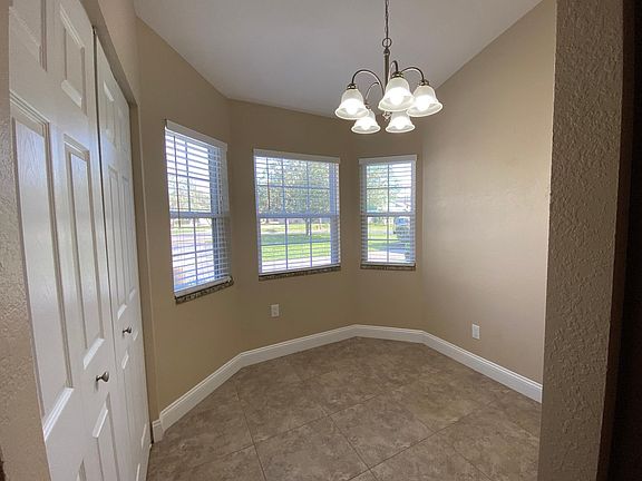 Dining Room/Laundry Room