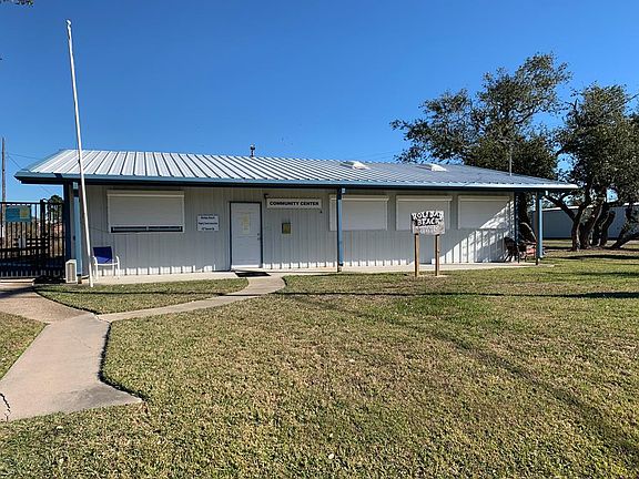 5th image of 591 Glen Oak Ln