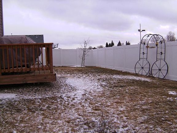 5th image of 1409 Persons St