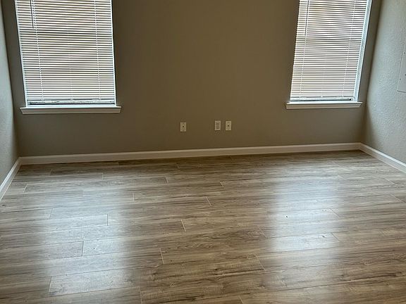 2nd image of 7471TIFFANY Meadows Dr N #7471