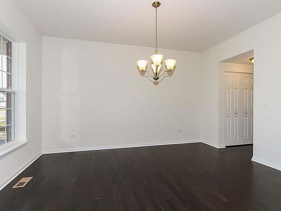 Located on 0011 in The Oaks At Churchill Club in Oswego, IL