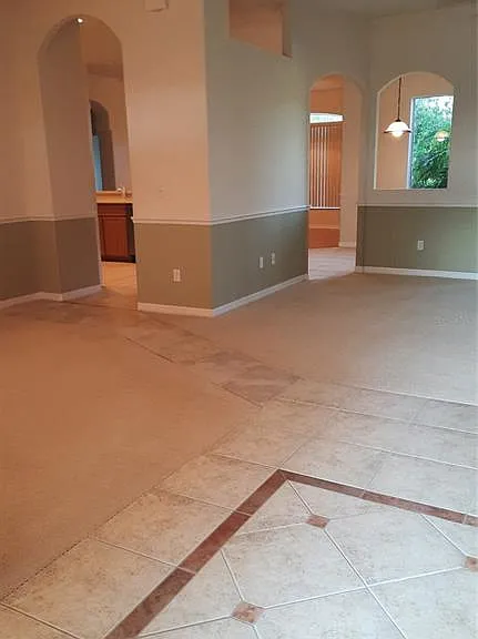 1315 Elli Cir — Photo 25