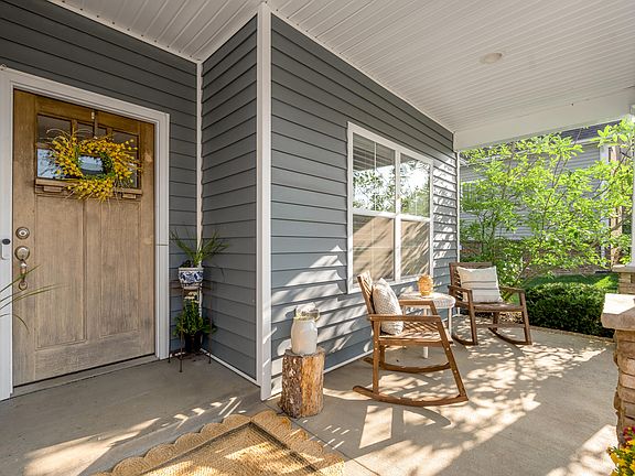 5th image of 4060 Greentree Rd
