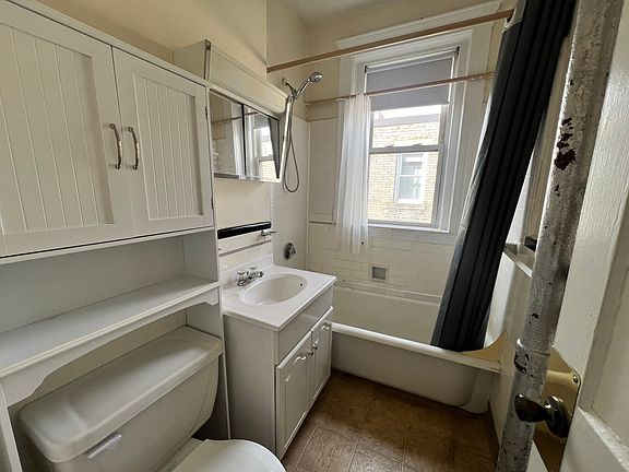 5th image of 127-131 Washington St #56