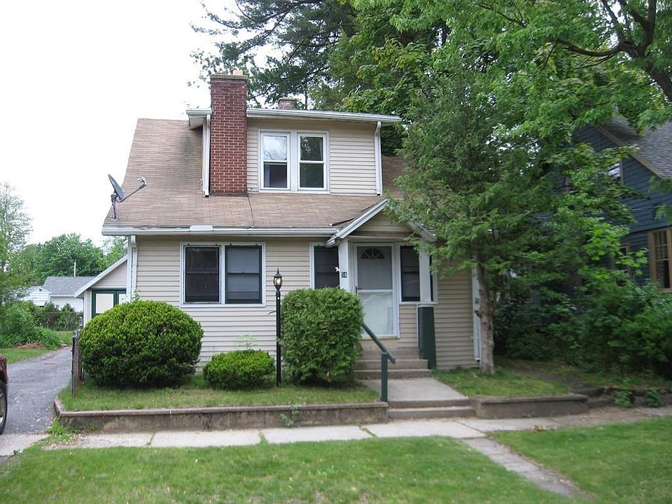 1st image of 58 Wood Ave