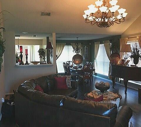 3rd image of 3724 Brett Dr