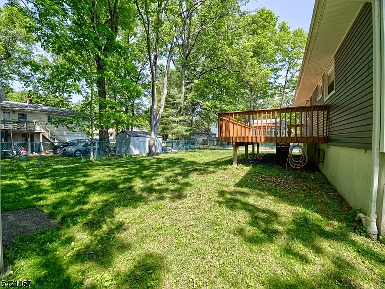 50 Auburn Rd — Photo 29