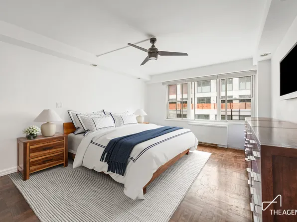 136 East 56th Street 14C image 3 of 7