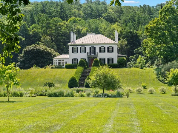 594 NH Route 10, Orford, NH 03777