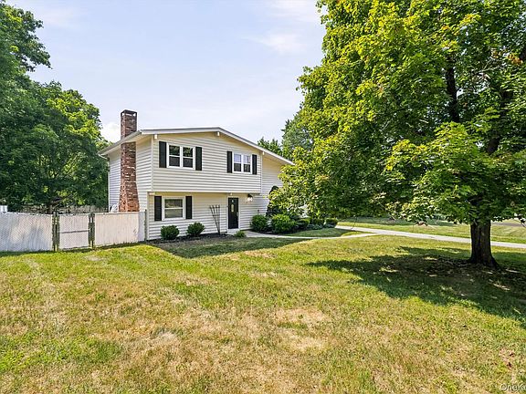 2nd image of 7 Elmwood Drive