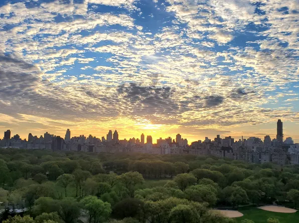 25 Central Park West image 12 of 14