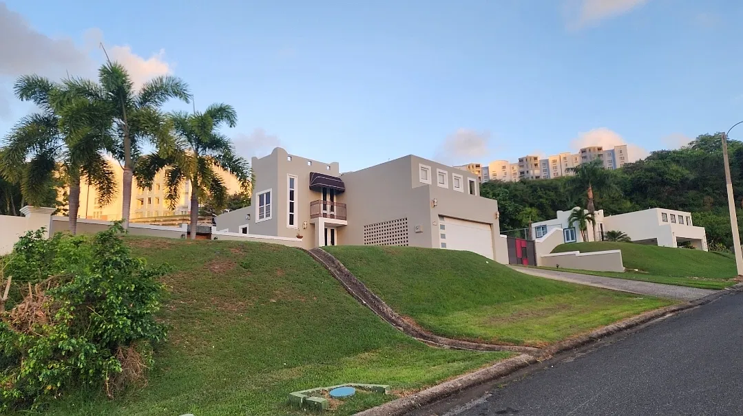 43 Calle Luna D2 Puertas Del Shl — Photo 1