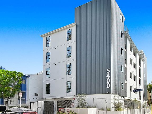 2nd image of 5400 Carpenter Ave #204