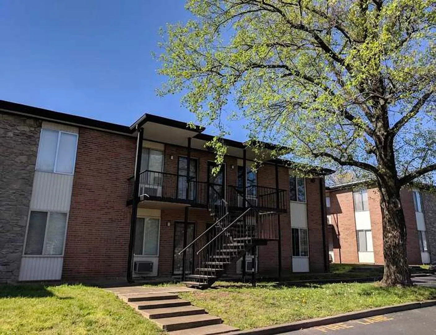 2601 Hillsboro Pike — Photo 1