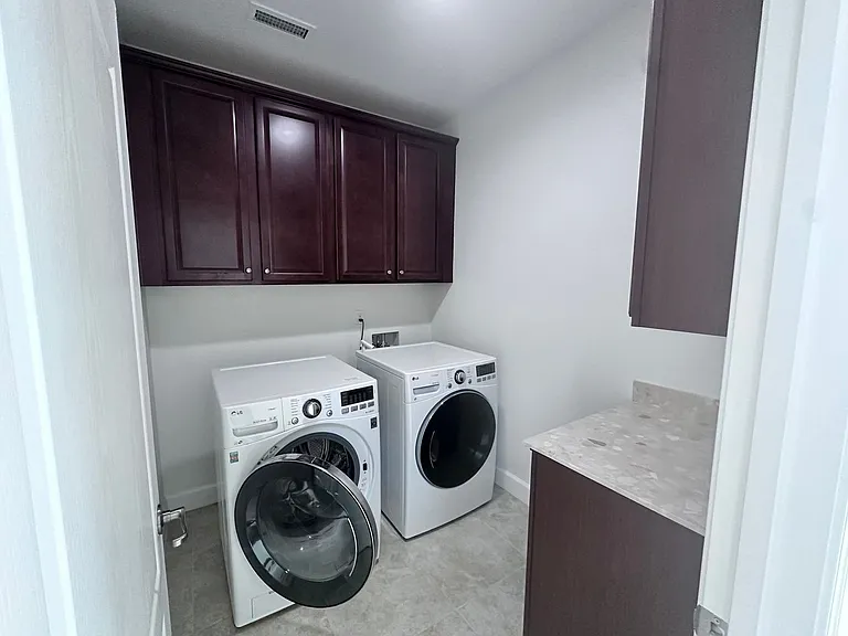 10735 Ridgebrook Dr — Photo 5