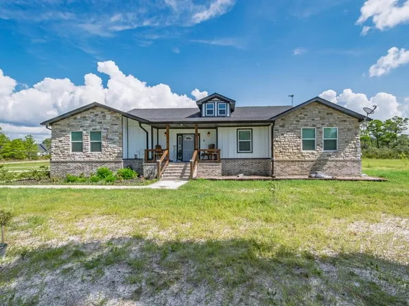 344 Lily Cir, Eastpoint, FL 32328