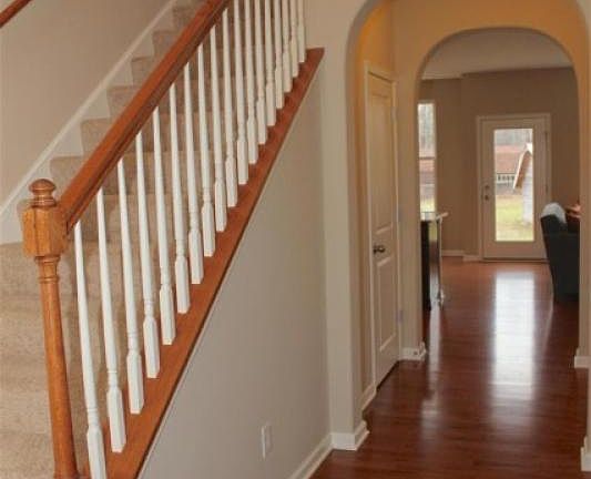 3rd image of 11592 Reserve Way